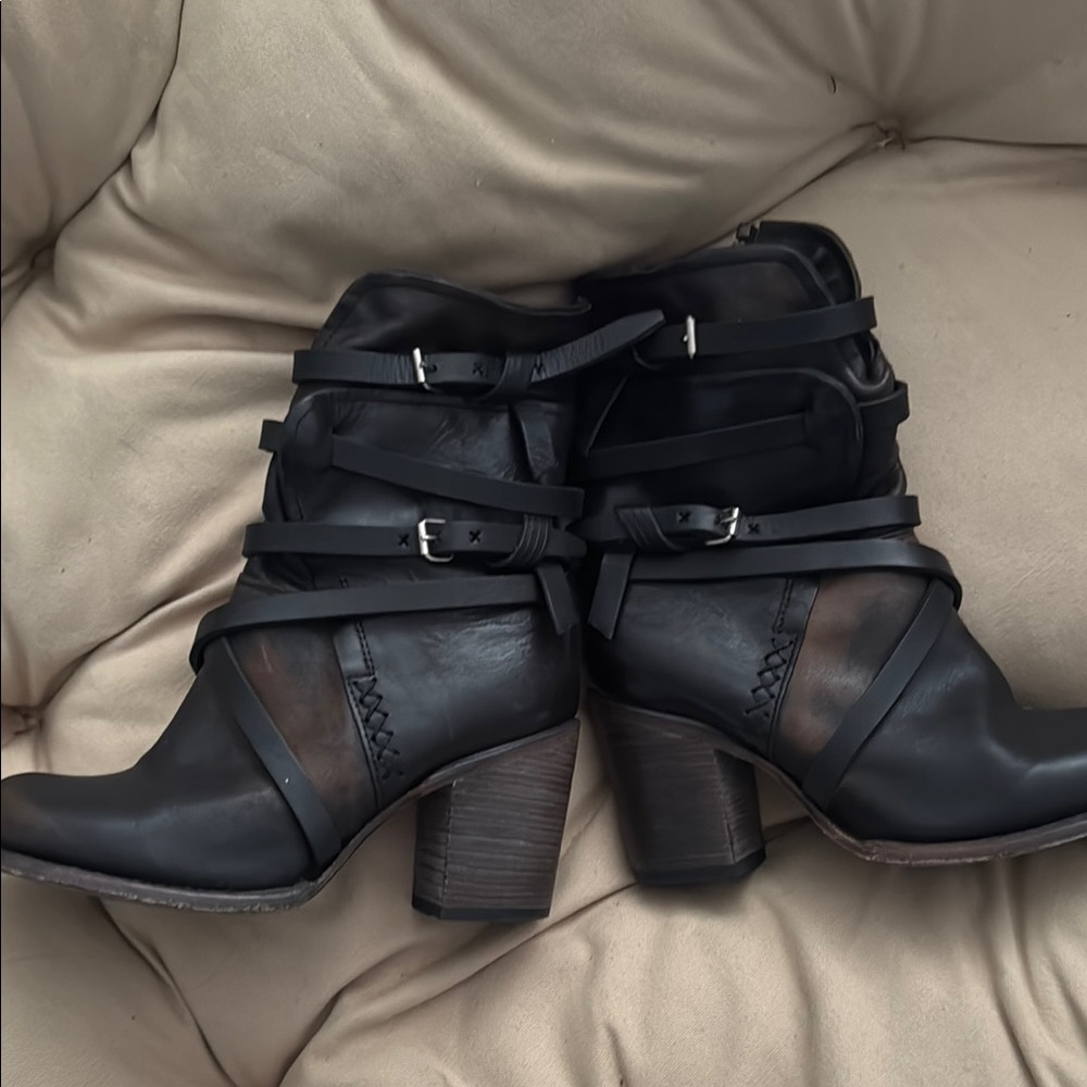 Freebird Baker booties